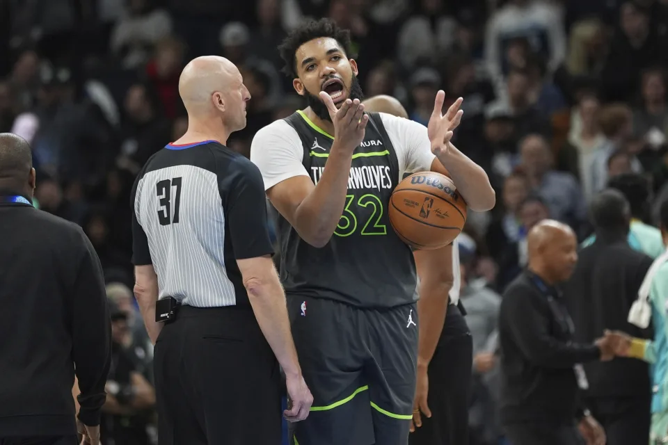 NBA Concludes Officials Missed 10 Calls in Final 2 Minutes as Timberwolves Lose Karl-Anthony Towns' 62-Point Game to Hornets