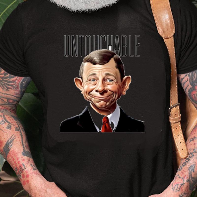 Chief Justice John Roberts Refusing To Speak To The American People Unisex Shirts