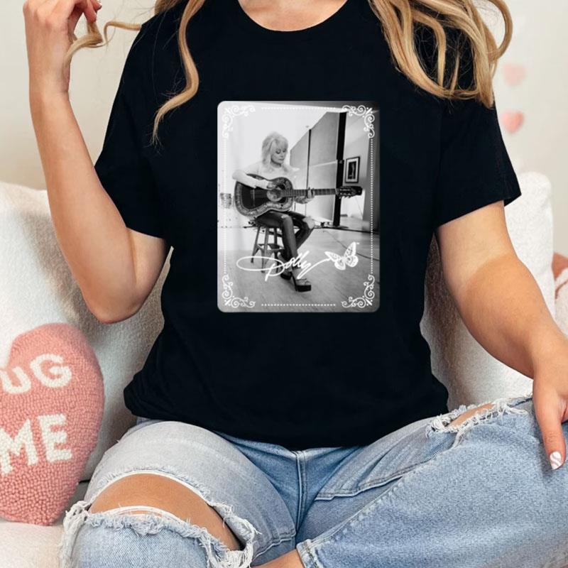 Dolly Parton In The Studio Unisex Shirts